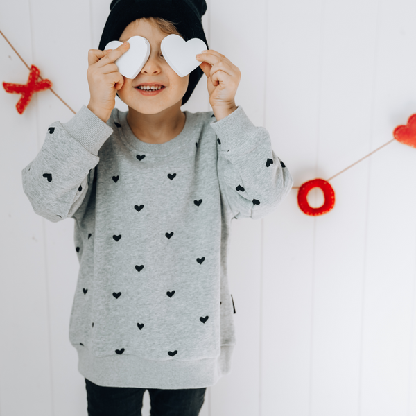 GRAY OVERSIZED BLACK HEARTS (INFANT SIZES ONLY)